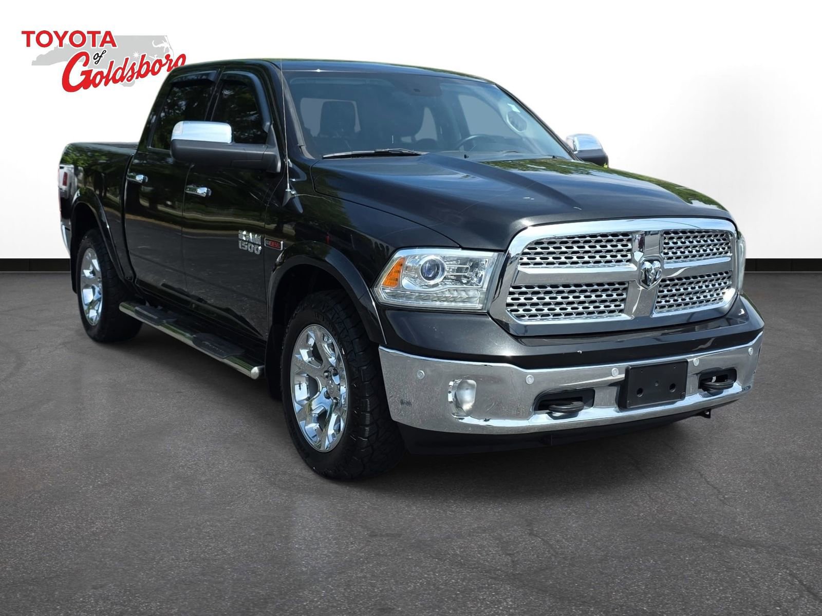 Used 2018 RAM 1500 Laramie w/ Convenience Group image 3