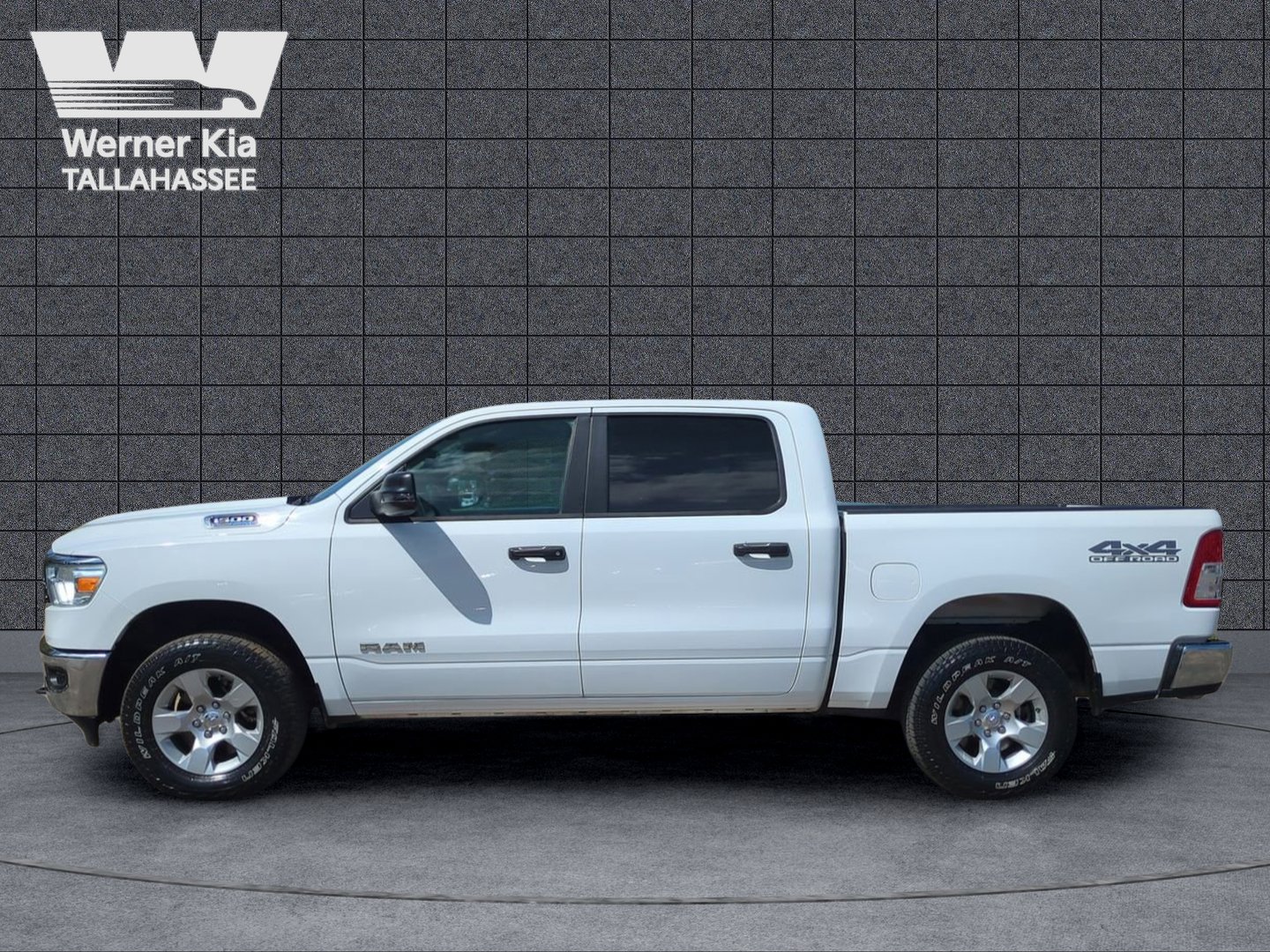 Used 2023 RAM 1500 Big Horn image 8