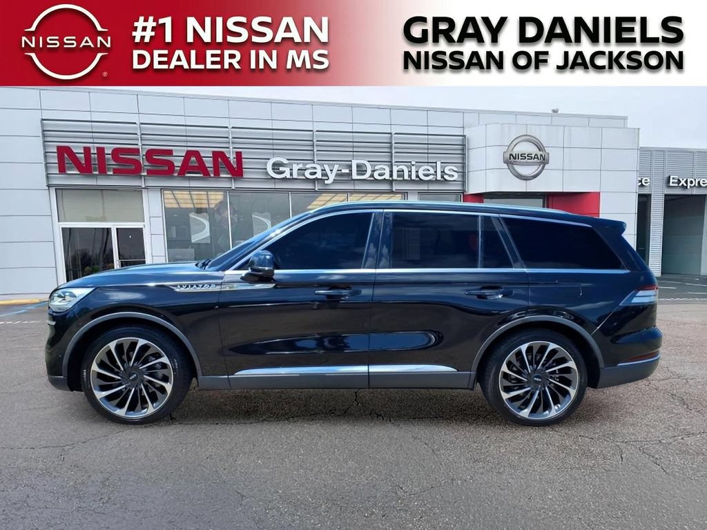 Used 2021 Lincoln Aviator Reserve w/ Equipment Group 201A RWD image 4