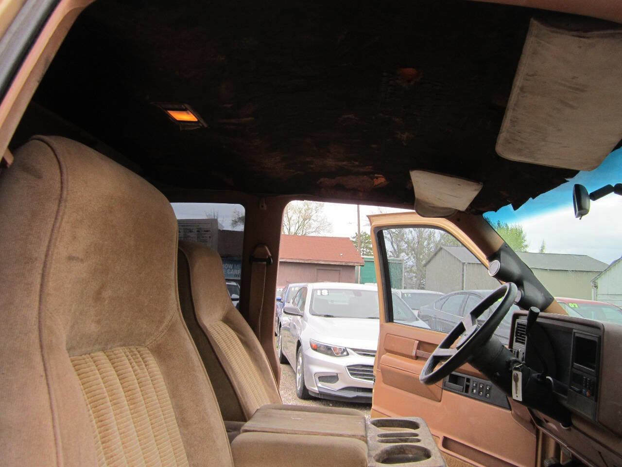 Used 1989 Chevrolet Silverado 3500 2WD Extended Cab image 25