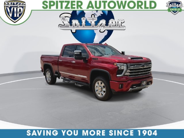 Used 2024 Chevrolet Silverado 2500 High Country w/ High Country Premium Package AWD/4WD image 4