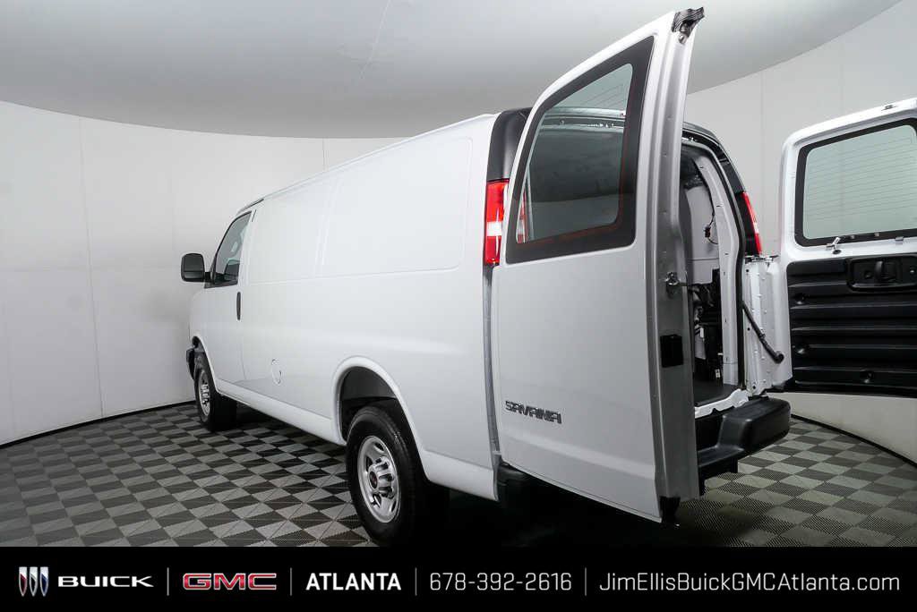 New 2025 GMC Savana 2500 w/ Driver Convenience Package RWD image 26