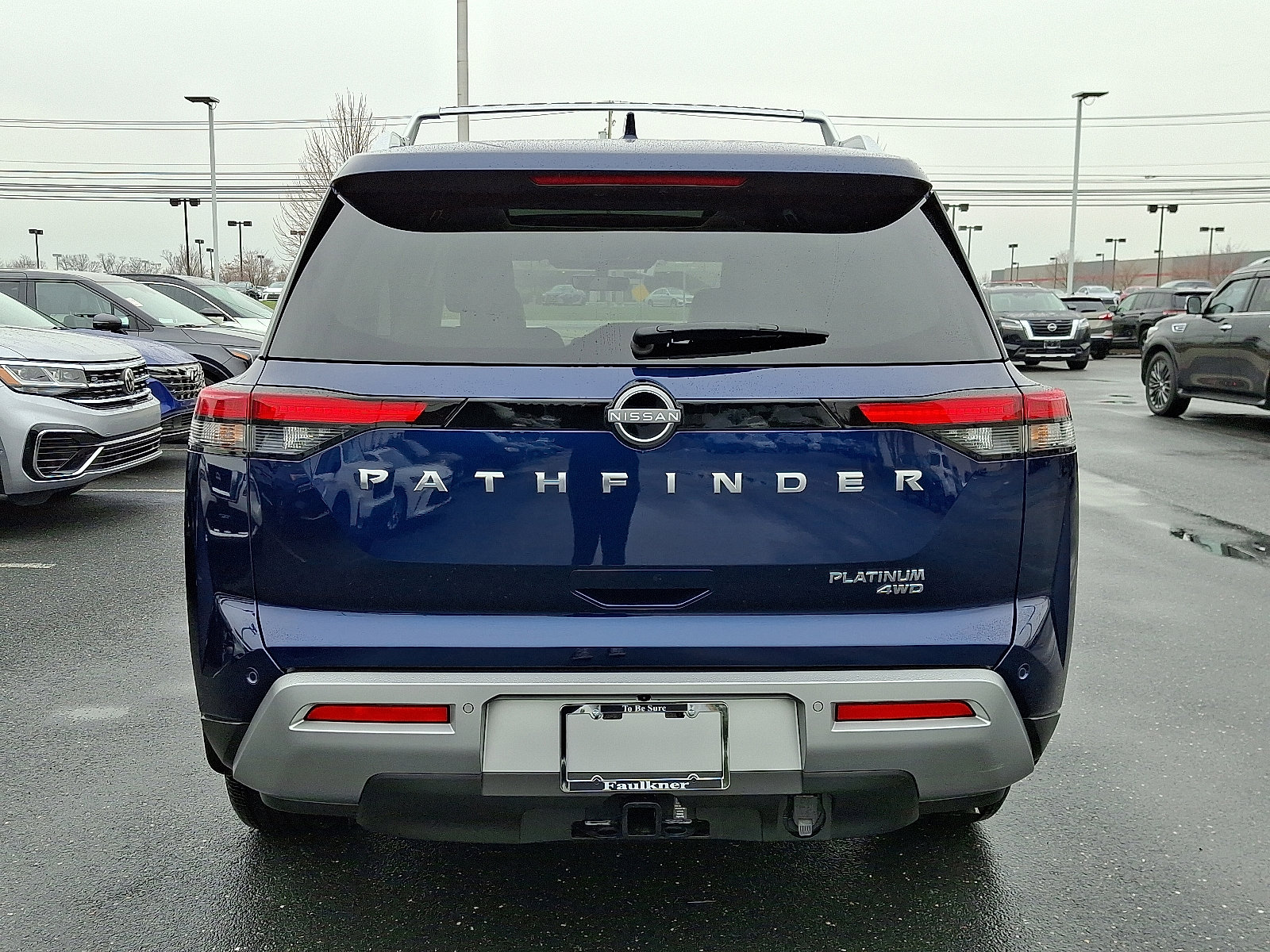 Used 2024 Nissan Pathfinder Platinum image 5