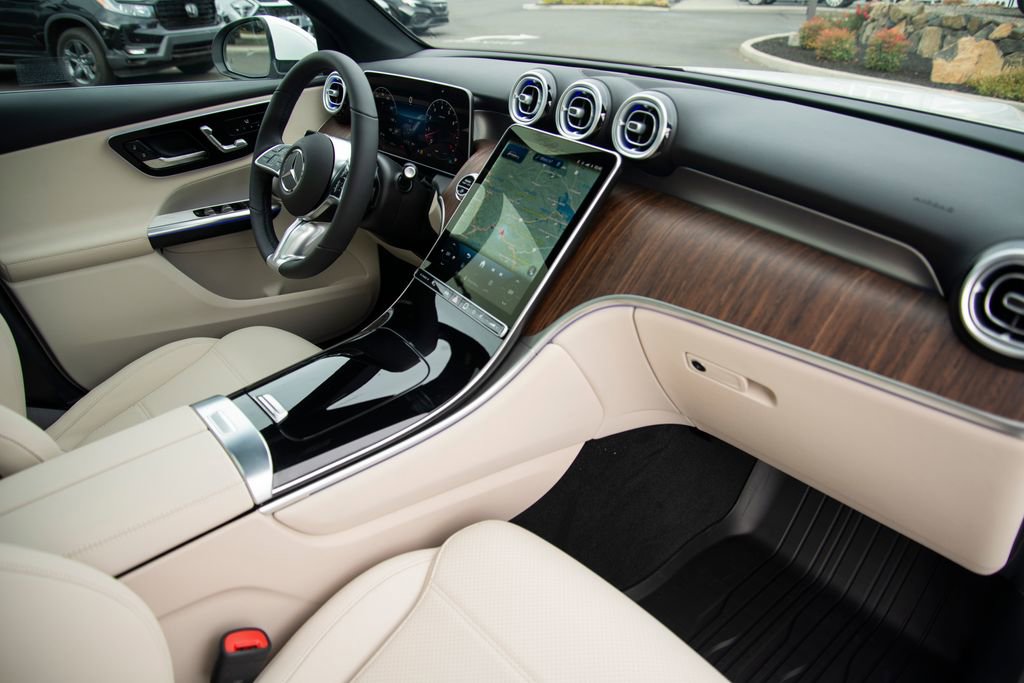 New 2026 Mercedes-Benz GLC 300 GLC 300 image 18