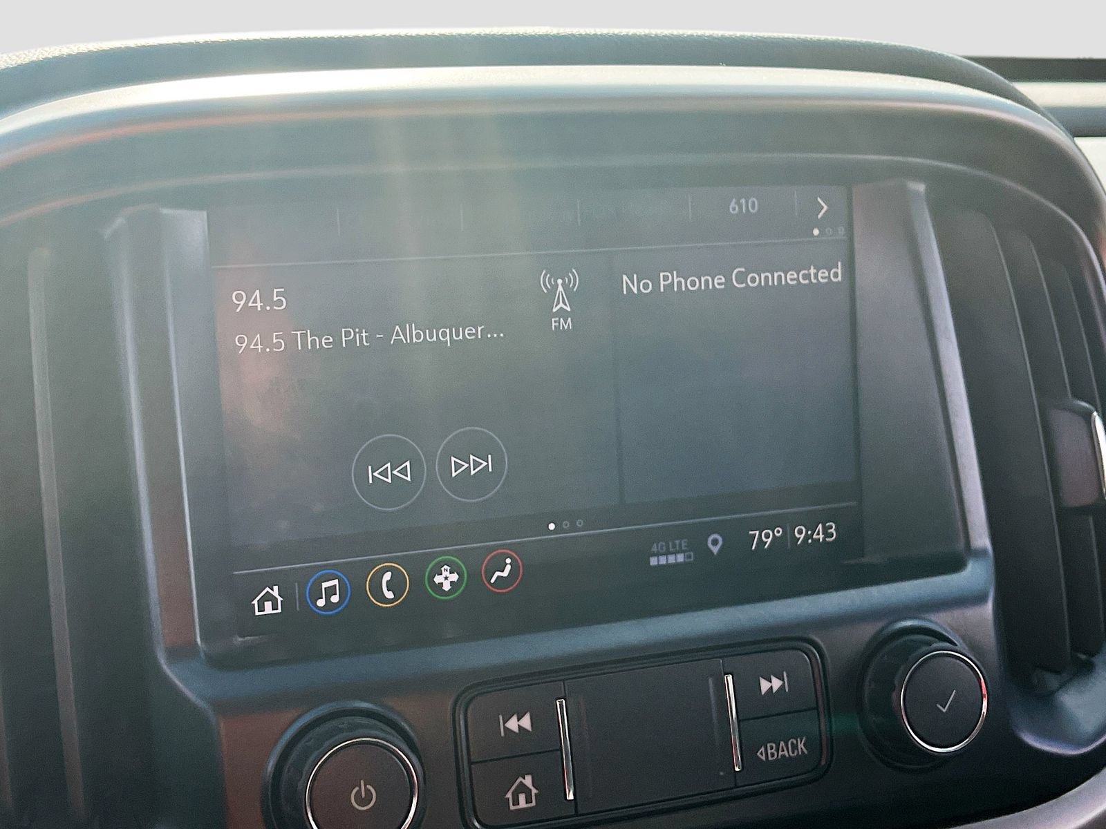 Used 2022 Chevrolet Colorado Z71 AWD/4WD image 15