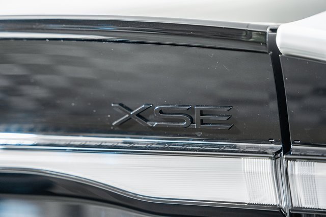 New 2026 Toyota Prius Plug-In Hybrid image 7