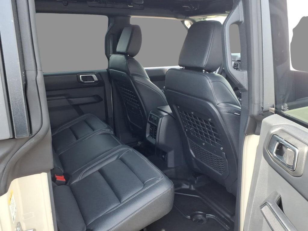 New 2026 Ford Bronco Badlands w/ Sasquatch Package image 10