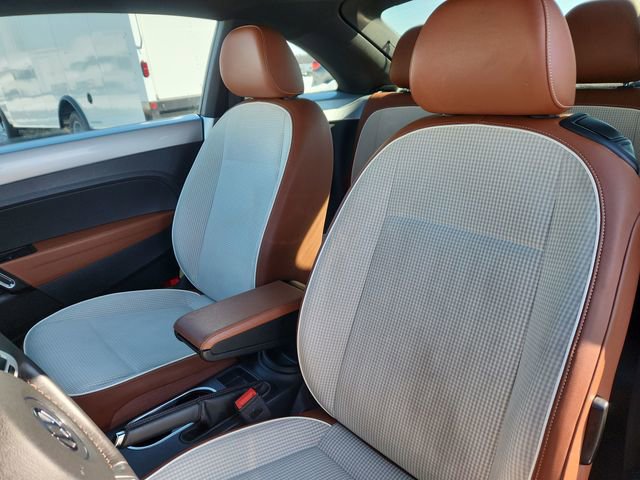 Used 2015 Volkswagen Beetle 1.8T Classic image 19