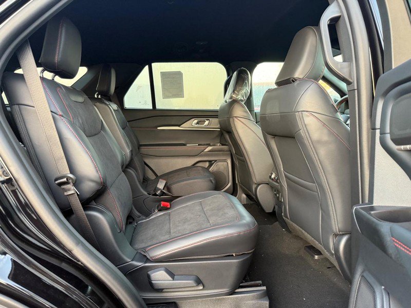 New 2026 Ford Explorer ST image 7