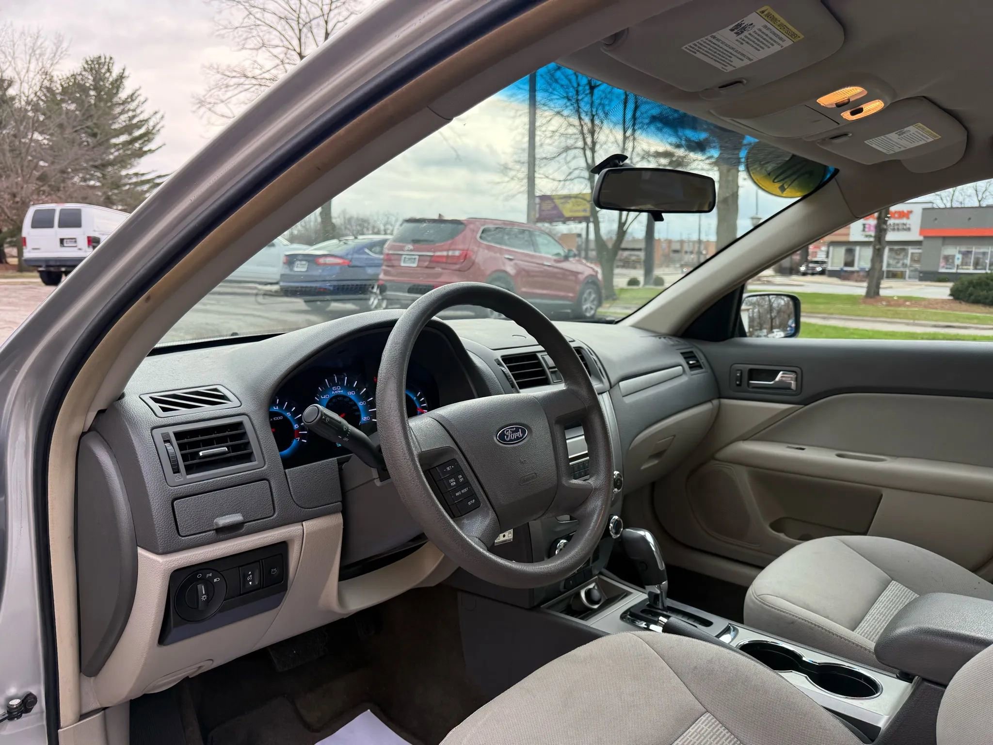 Used 2010 Ford Fusion S image 10