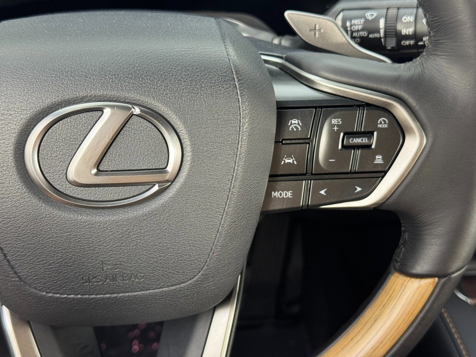 Used 2023 Lexus RX 350 Premium Plus w/ Accessory Package (K3) image 23