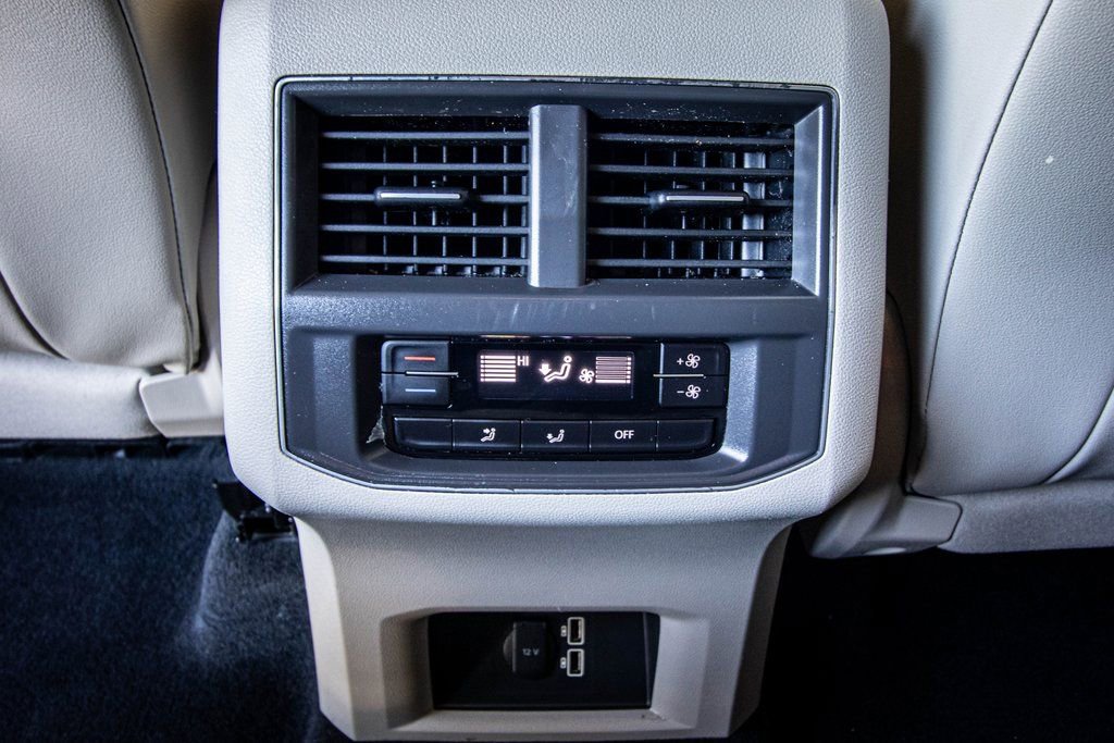 Used 2018 Volkswagen Atlas SE image 46