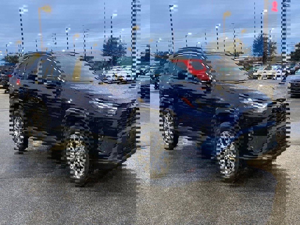 Certified 2024 Toyota RAV4 XLE Premium image 3