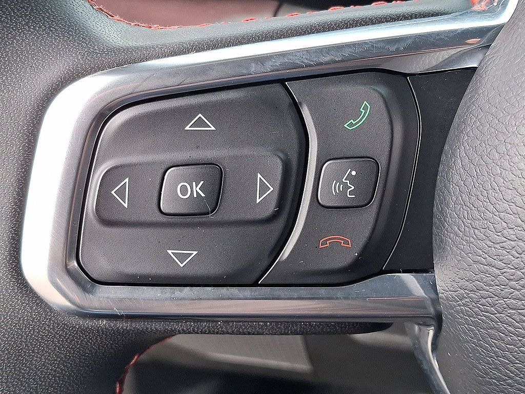 Used 2023 Jeep Wrangler Unlimited Rubicon w/ LED Lighting Group AWD/4WD image 23