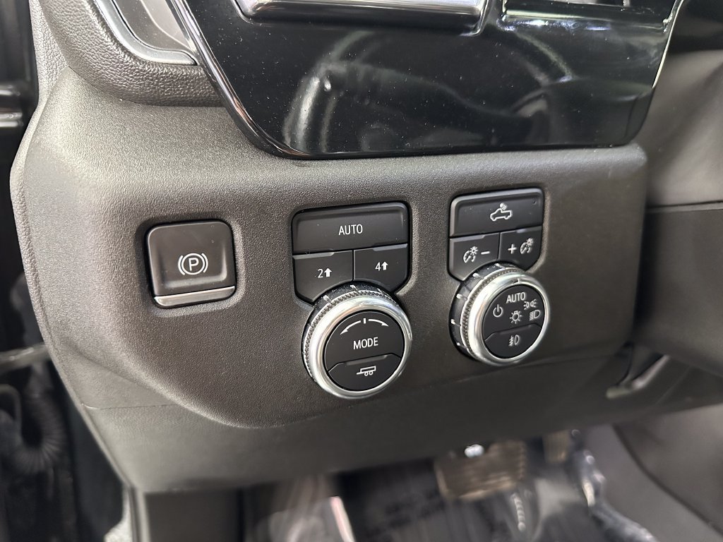 Used 2024 GMC Sierra 1500 Elevation w/ LPO, Elevation Black Package AWD/4WD image 23