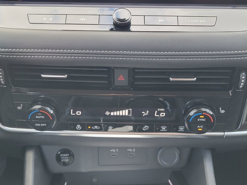 New 2025 Nissan Rogue SL image 23