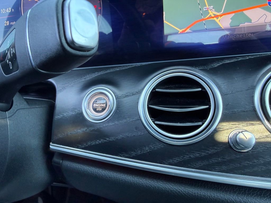 Used 2020 Mercedes-Benz E 350 Sedan image 20