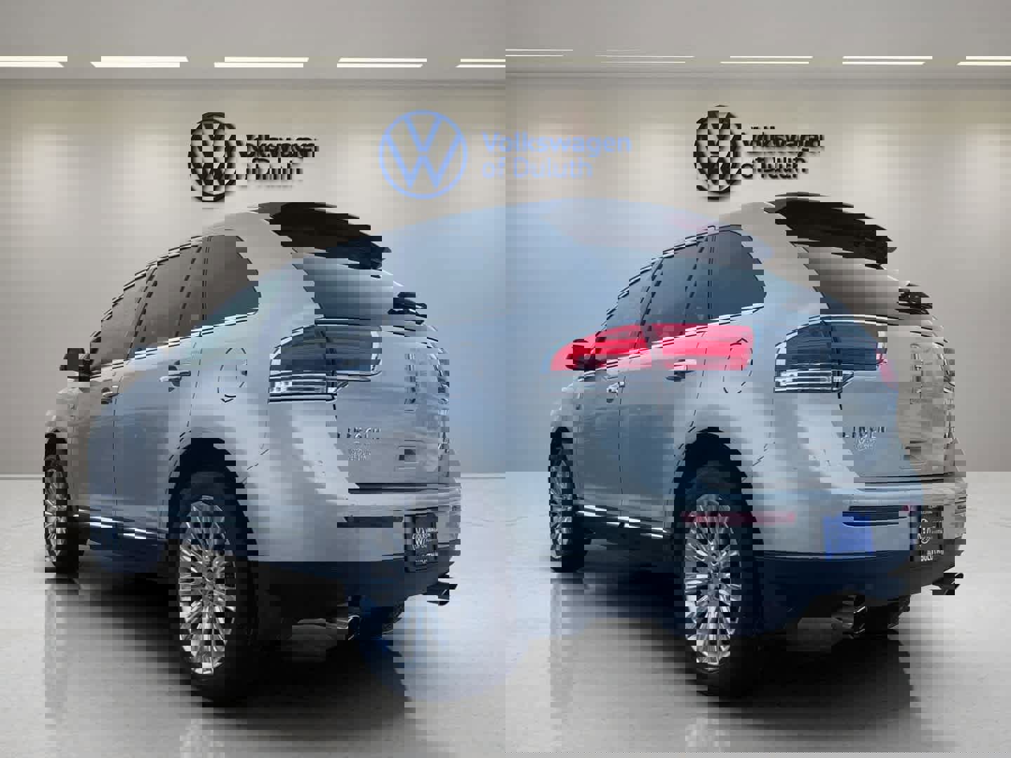 Used 2011 Lincoln MKX AWD w/ 101A Rapid Spec Order Code image 3