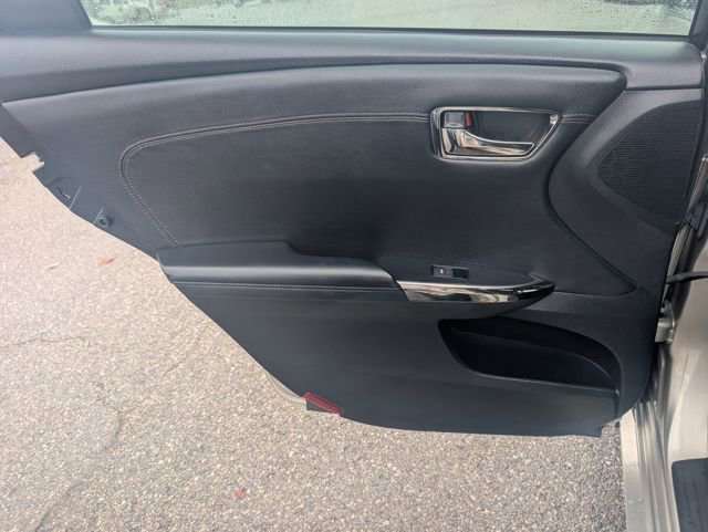 Used 2013 Toyota Avalon XLE FWD image 16