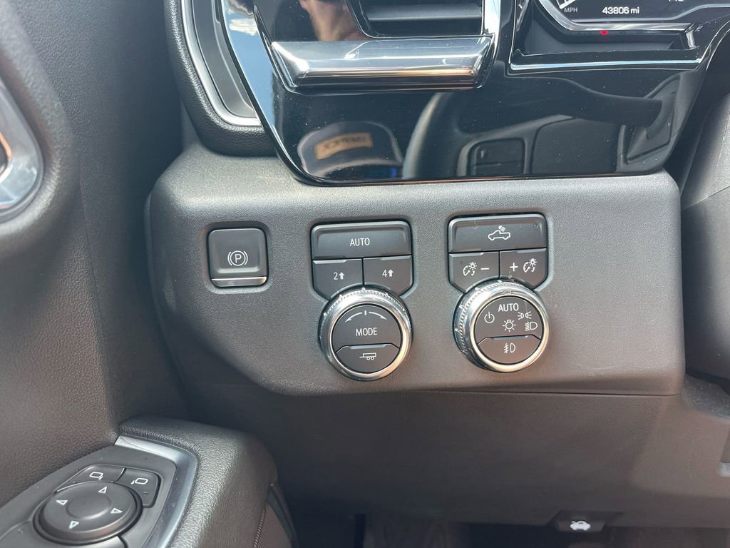 Used 2023 GMC Sierra 1500 Elevation image 21