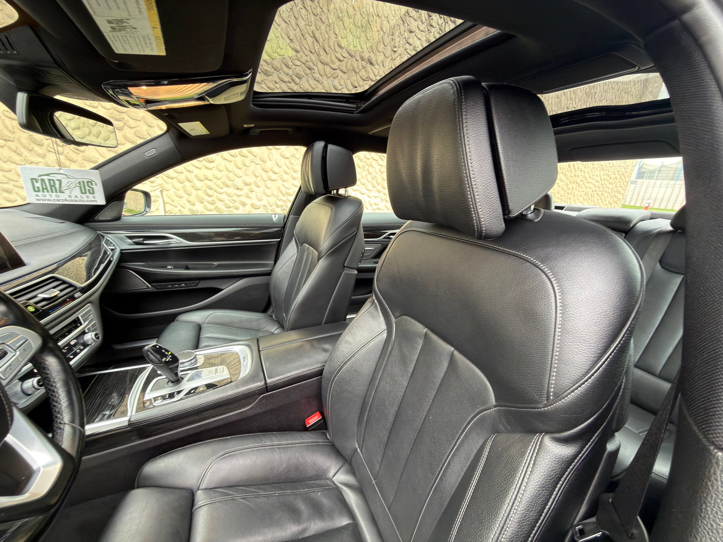 Used 2019 BMW 740i xDrive w/ M Sport Package AWD/4WD image 14