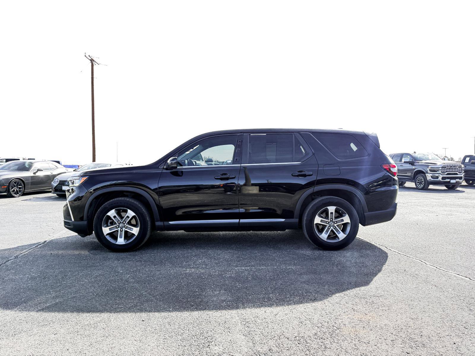 Used 2023 Honda Pilot EX-L image 8