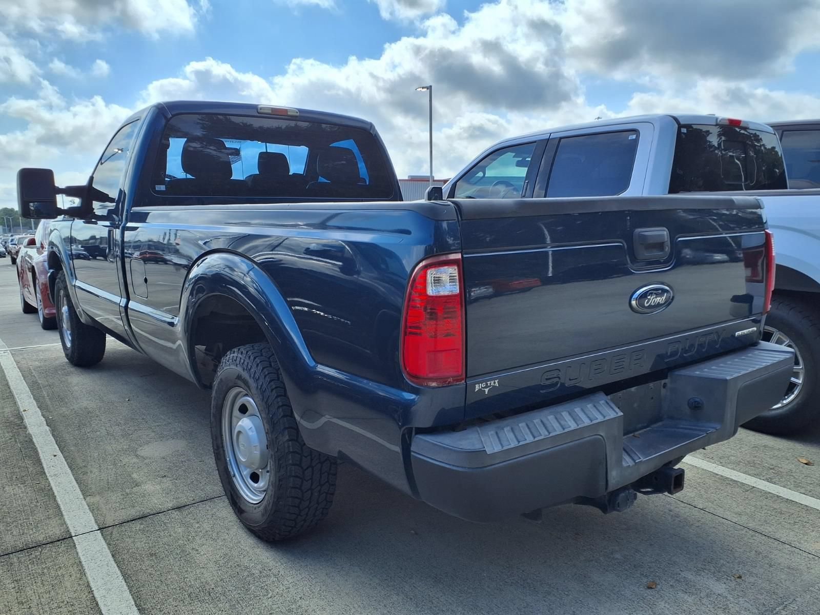 Used 2014 Ford F250 XL RWD image 2