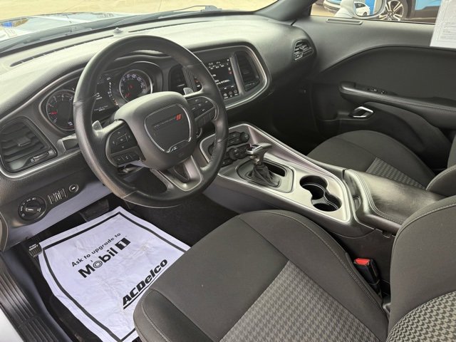 Used 2019 Dodge Challenger GT w/ Driver Convenience Group image 16