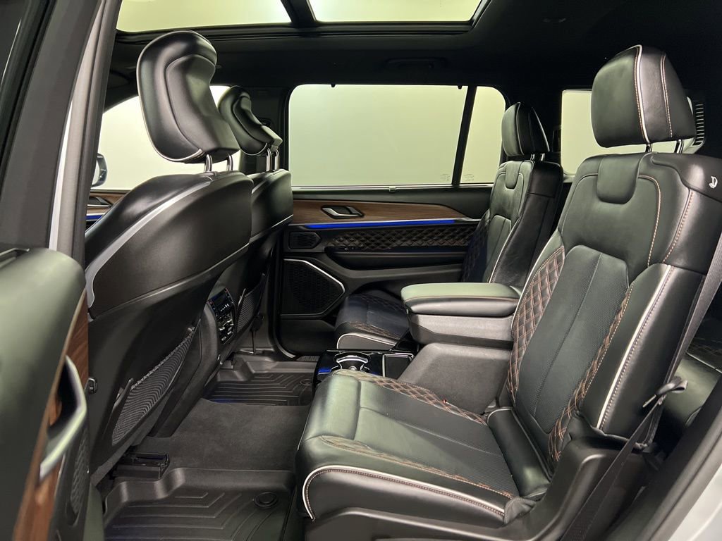 Used 2023 Jeep Grand Cherokee L Summit w/ High Altitude Package image 34