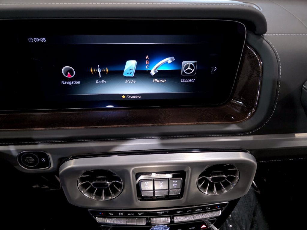 Certified 2022 Mercedes-Benz G 63 AMG 4MATIC image 22