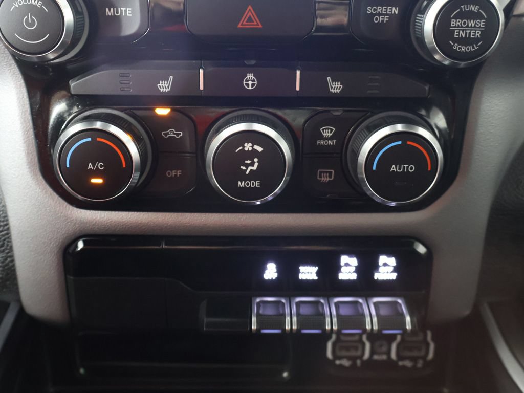 Used 2022 RAM 1500 Big Horn AWD/4WD image 45