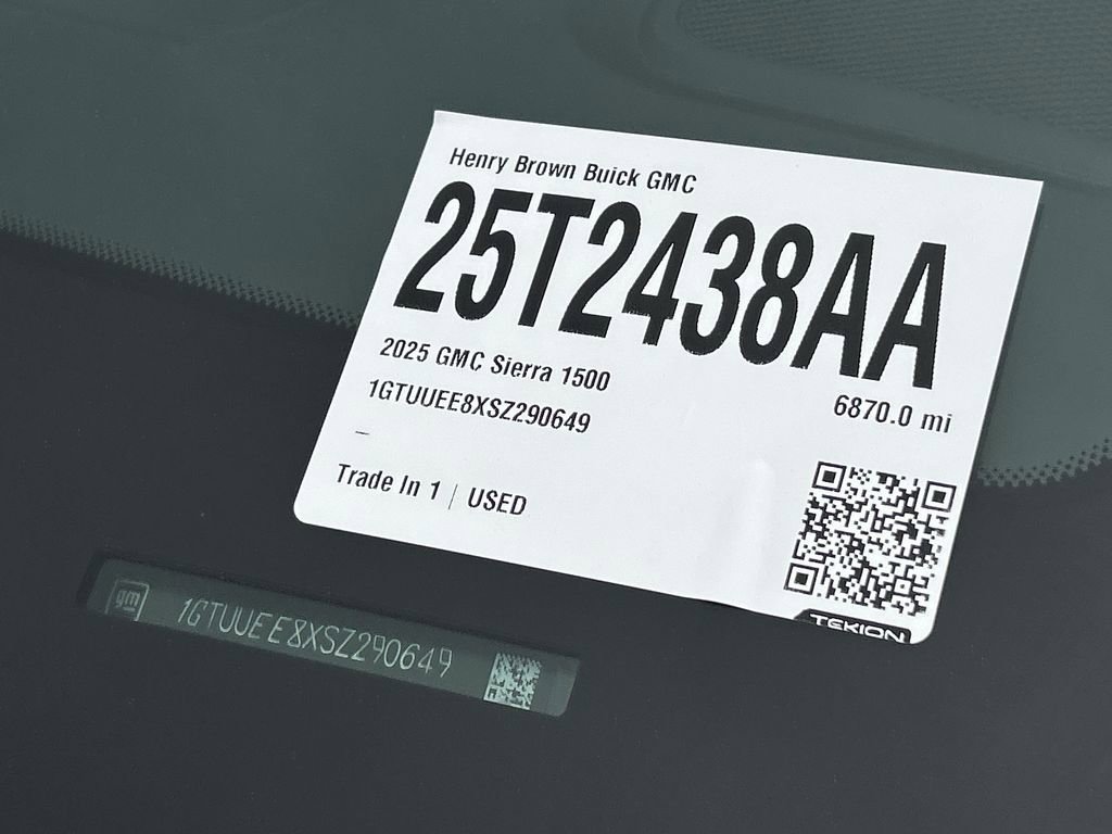 Used 2025 GMC Sierra 1500 AT4 w/ Technology Package image 33