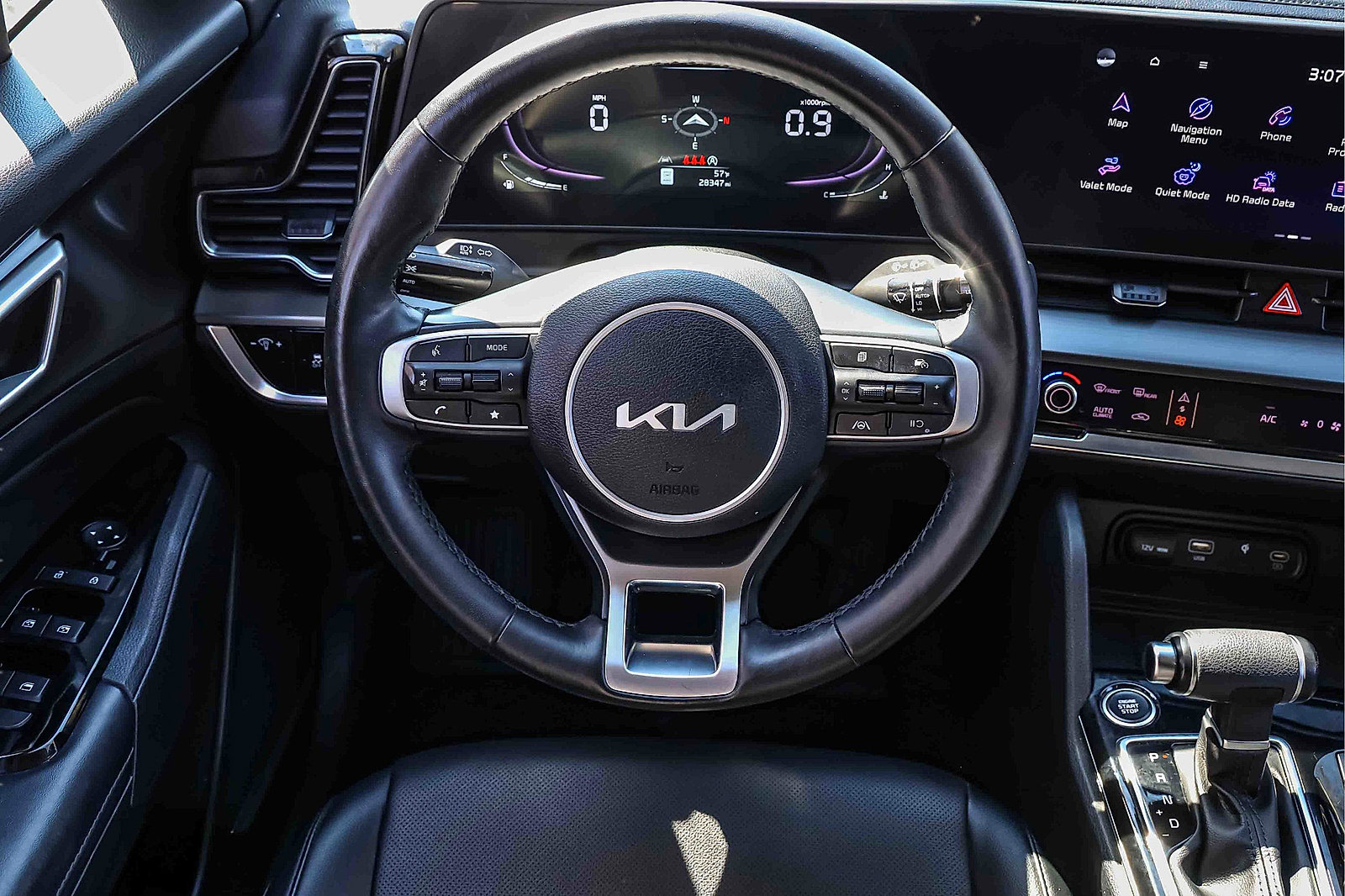 Certified 2023 Kia Sportage EX image 17