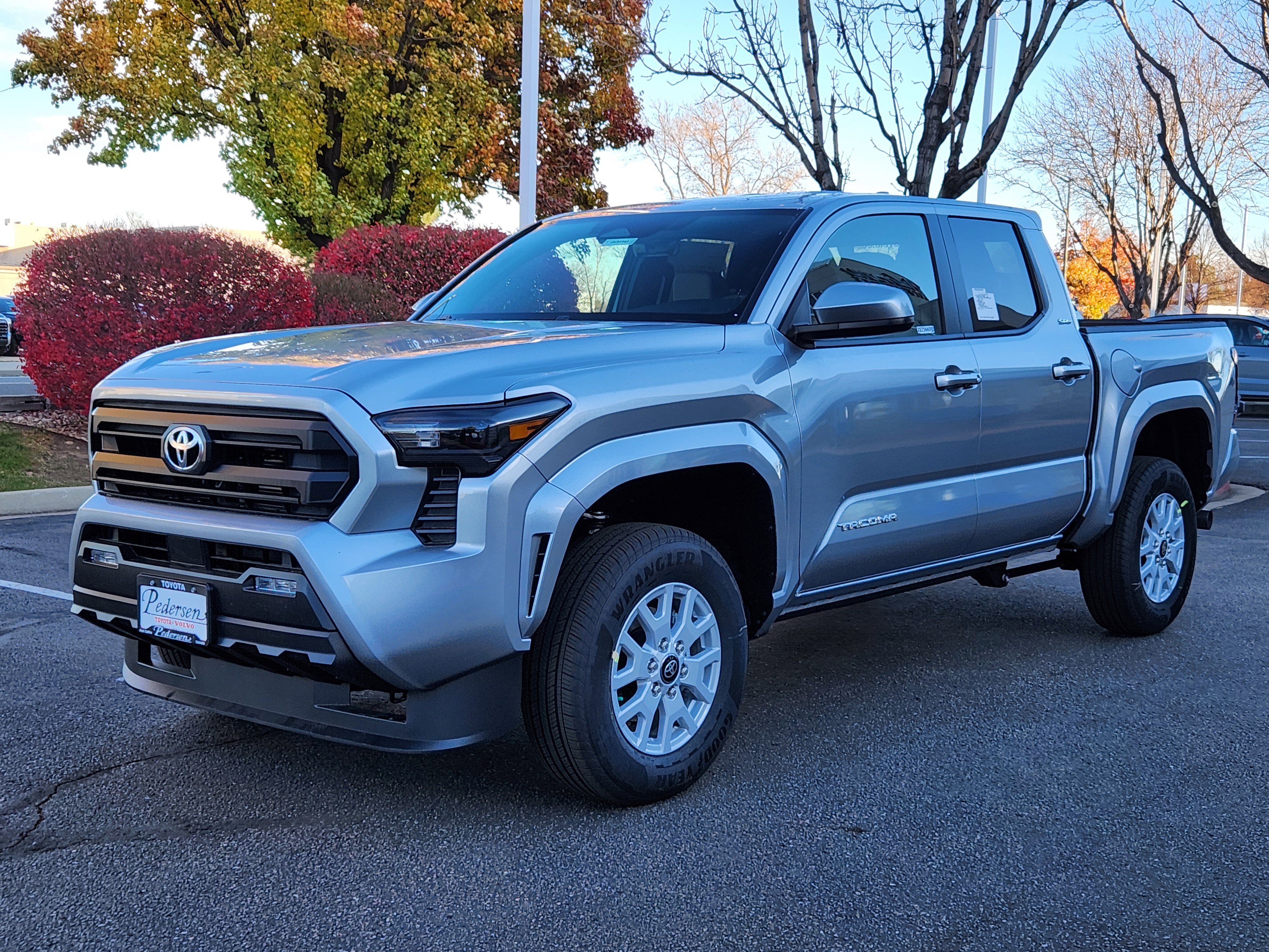 New 2025 Toyota Tacoma SR5 image 4