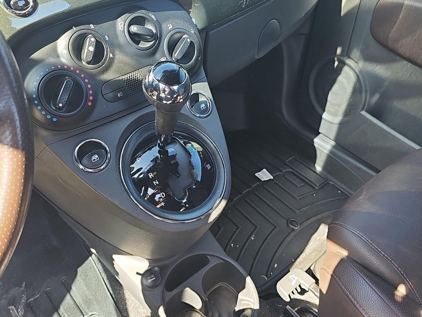 Used 2012 FIAT 500 Sport w/ Safety & Sound Pkg FWD image 11