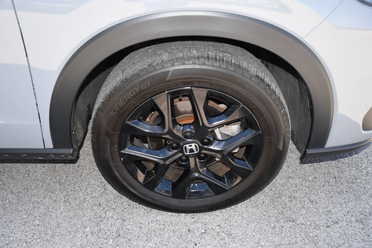 Used 2024 Honda HR-V Sport image 38
