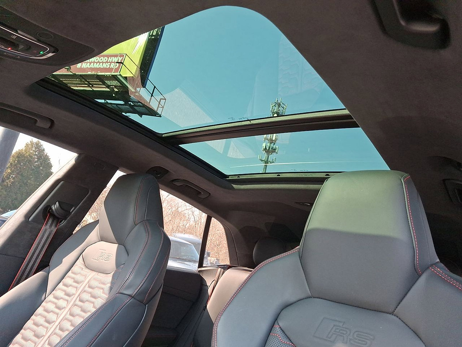 Used 2024 Audi RS Q8 AWD/4WD image 18