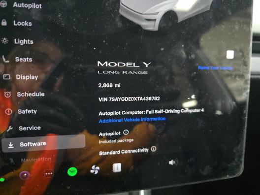 Used 2026 Tesla Model Y Long Range image 4