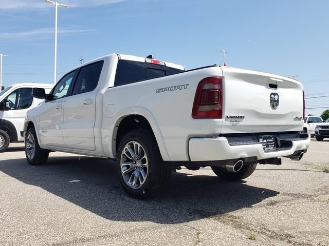 Used 2022 RAM 1500 Laramie w/ Sport Appearance Package AWD/4WD image 6
