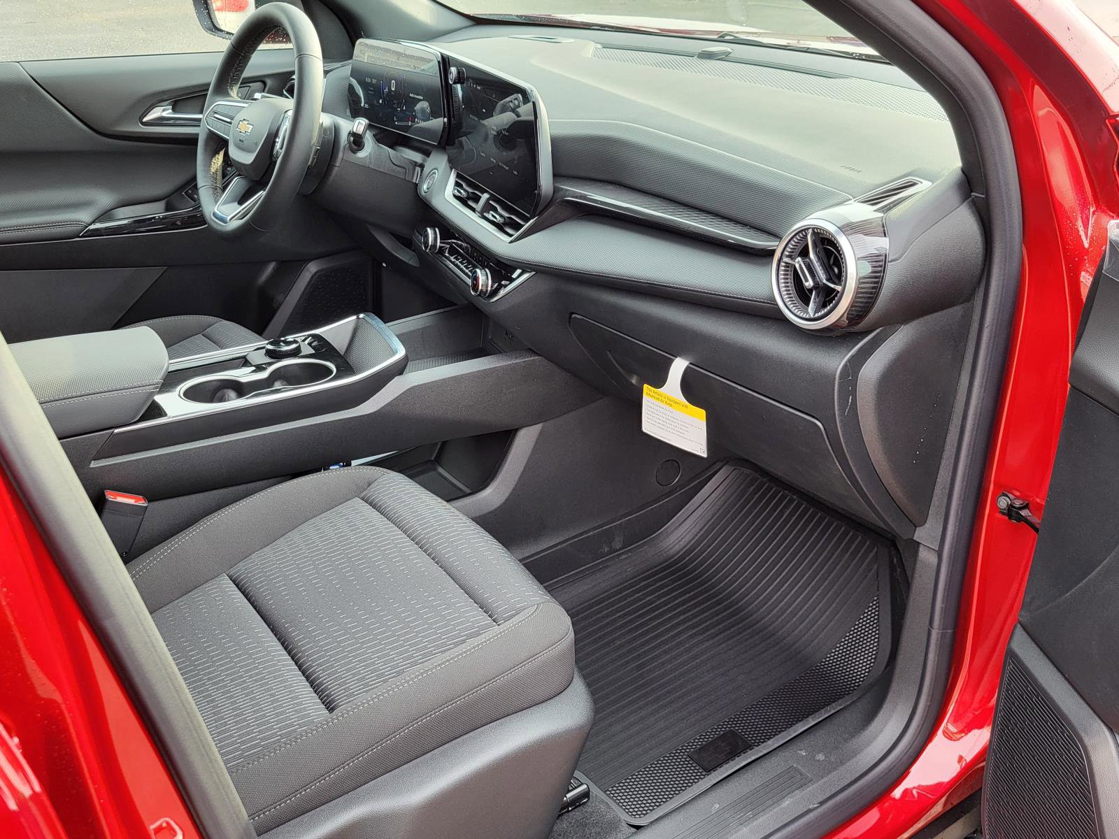 New 2026 Chevrolet Equinox LT image 9