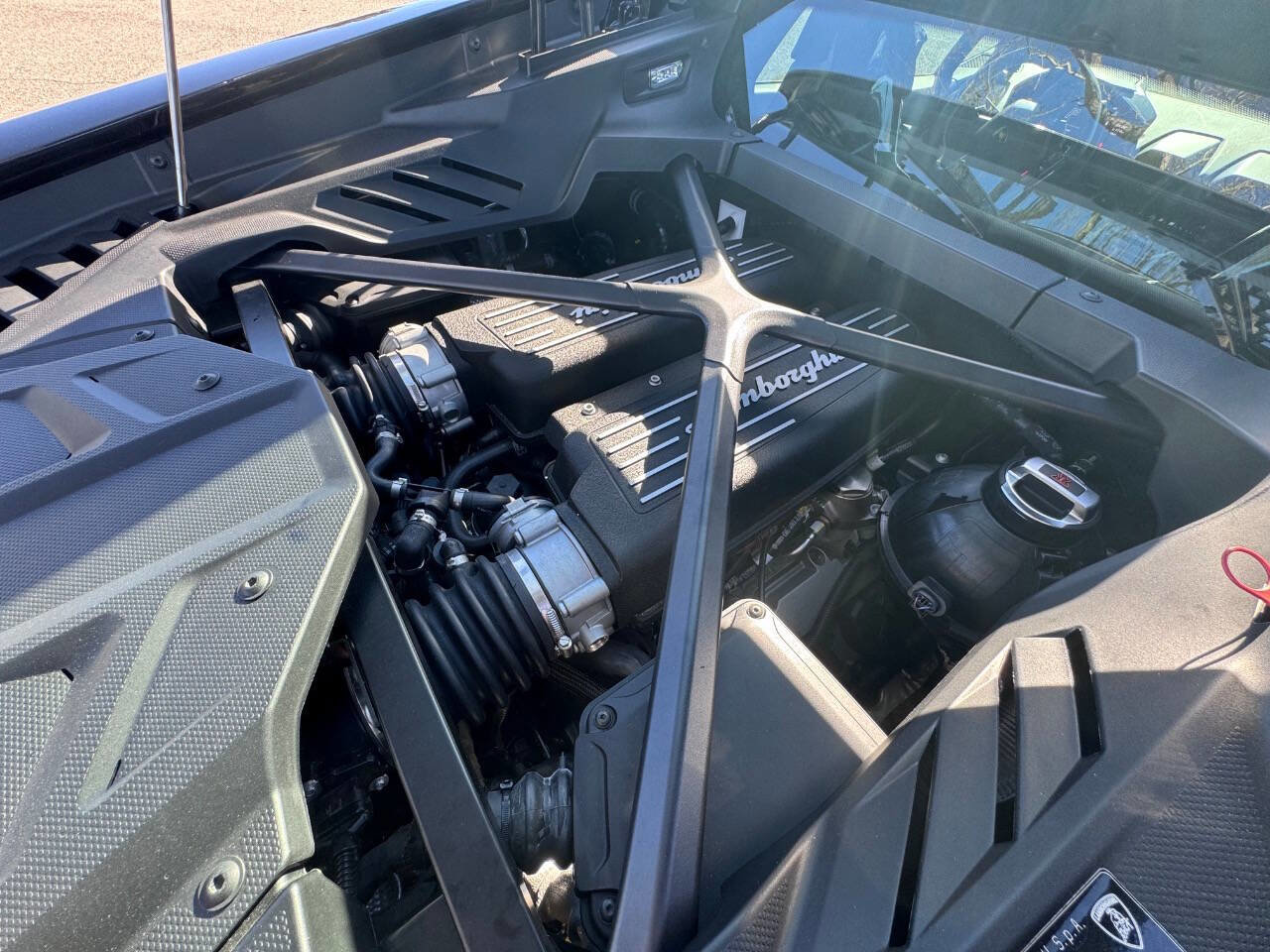 Used 2022 Lamborghini Huracan EVO image 57