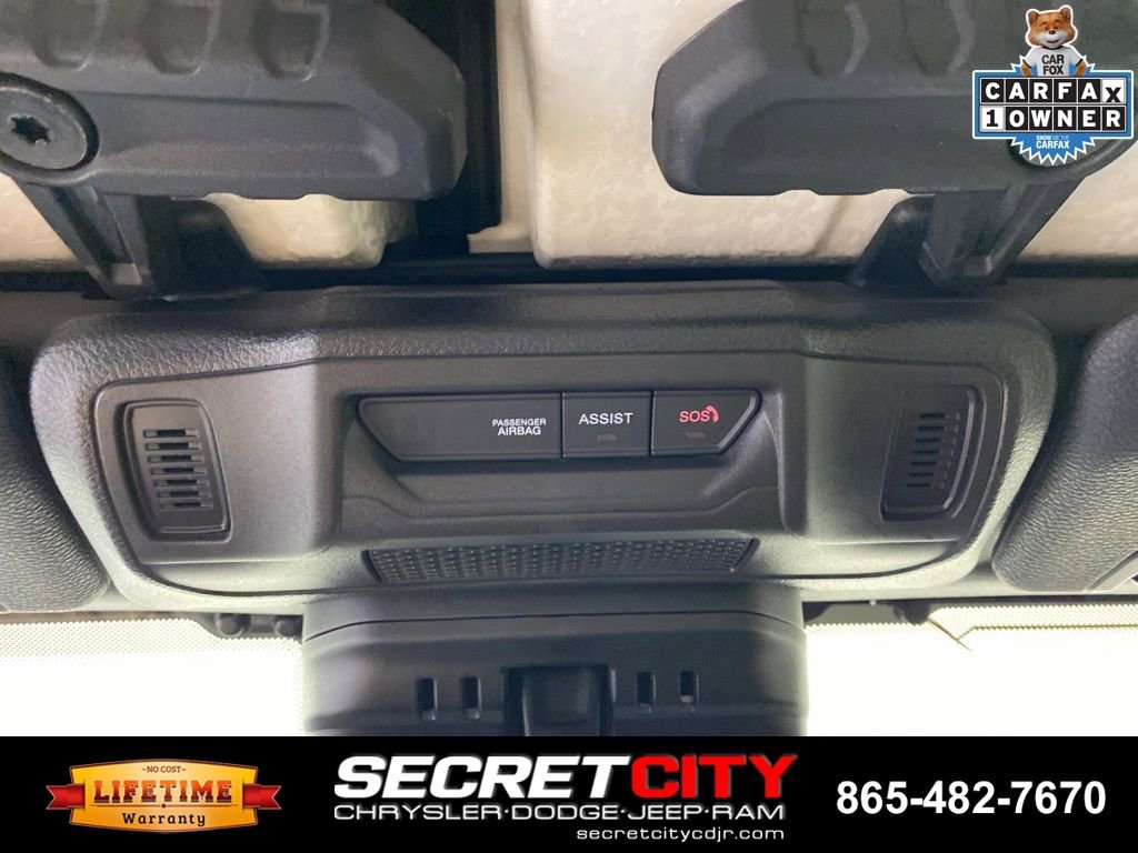 Used 2024 Jeep Wrangler Unlimited w/ Convenience Group AWD/4WD image 20