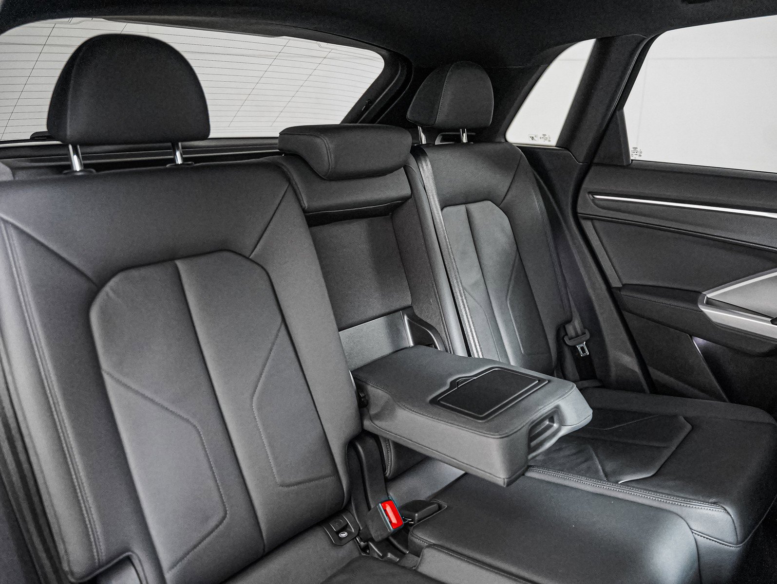 Used 2021 Audi Q3 2.0T Premium Plus w/ Premium Plus Package image 13