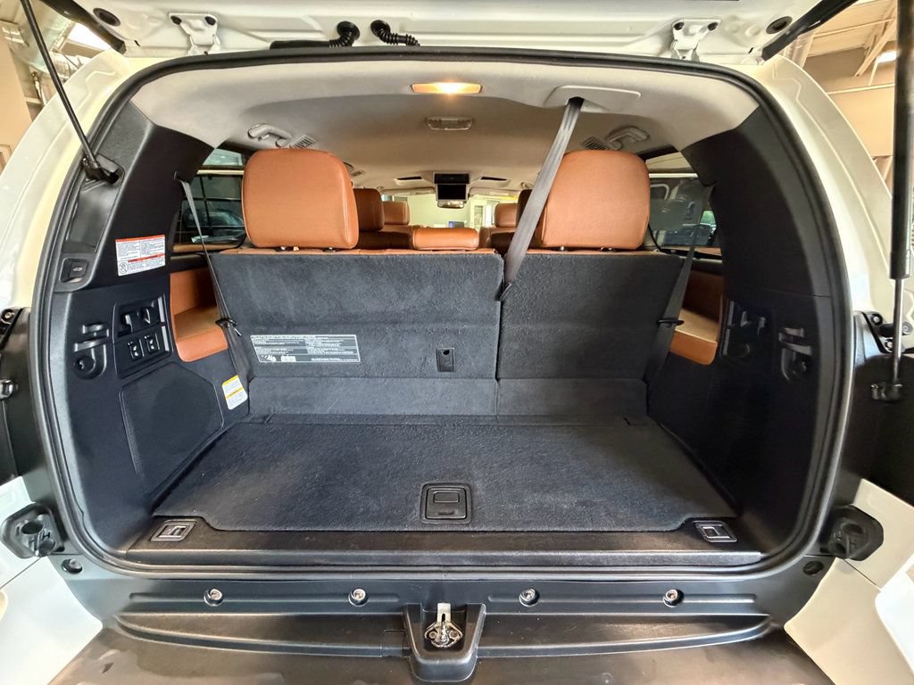 Used 2018 Toyota Sequoia Platinum AWD/4WD image 61