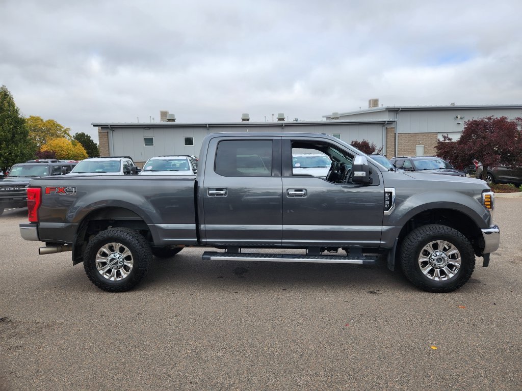 Used 2019 Ford F250 XLT w/ XLT Premium Package AWD/4WD image 8