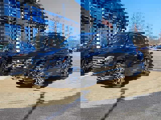 New 2026 Mercedes-Benz GLB 250