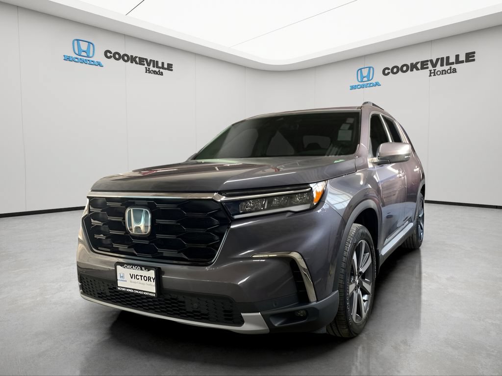 Used 2024 Honda Pilot Touring image 7