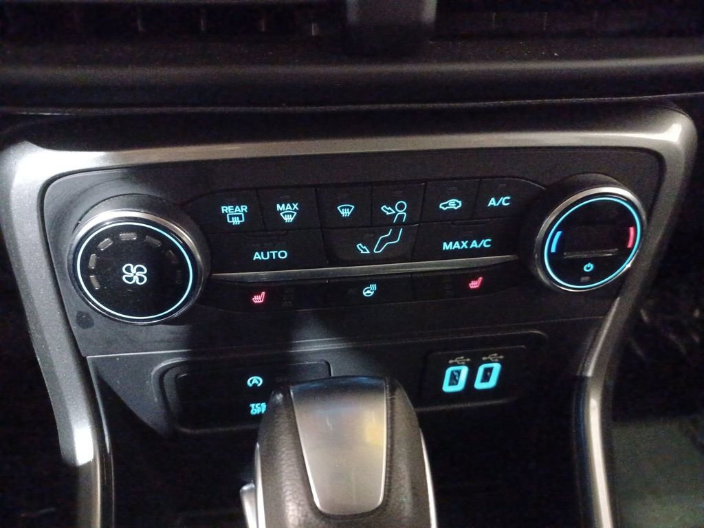 Used 2020 Ford EcoSport SES image 16