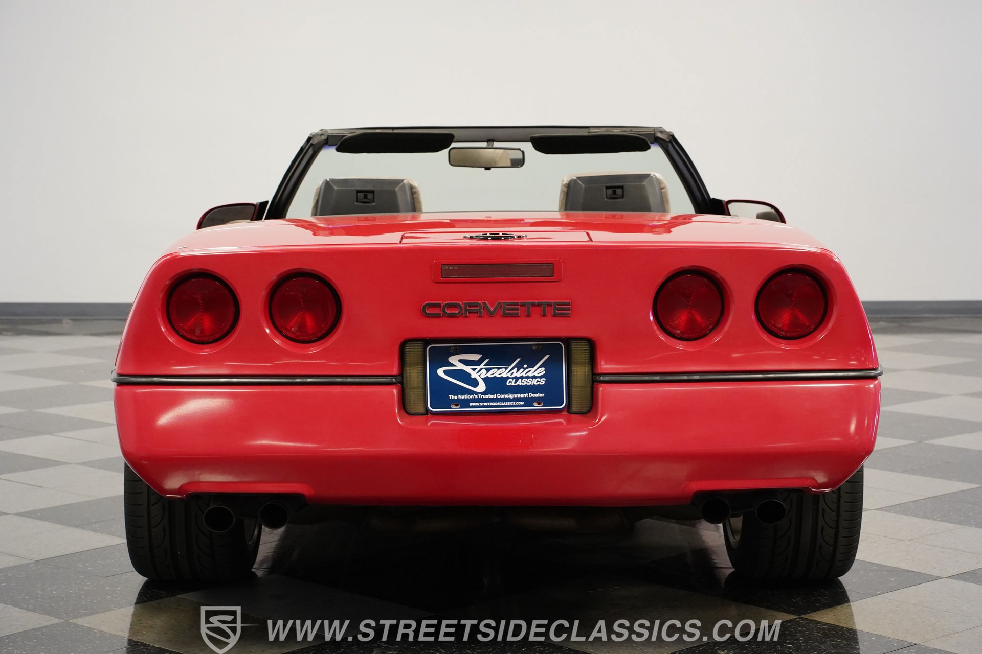 Used 1989 Chevrolet Corvette Convertible RWD image 10