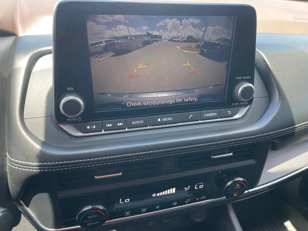 Certified 2023 Nissan Rogue SV FWD image 8